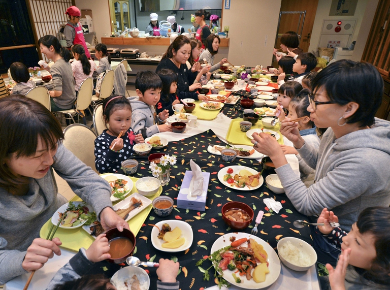 cena nel kodomo shokudo 