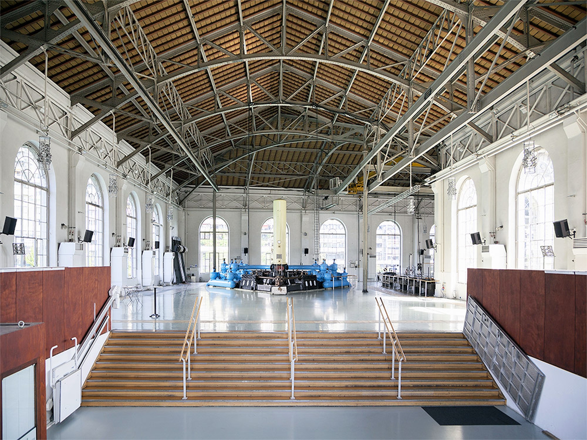 Batiment des Forces Motrices sul lago di ginevra