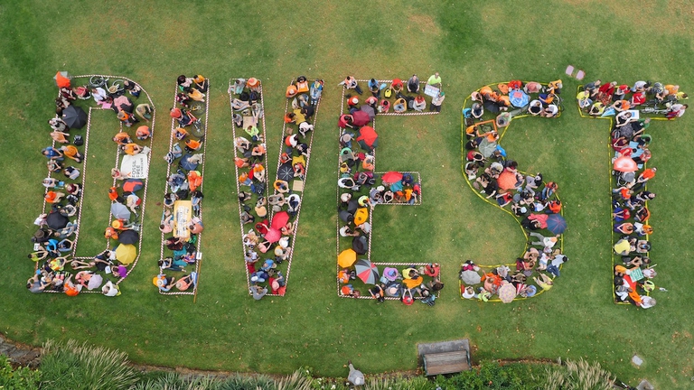 Movimento Divest che sostiene l'uscita dai combustibili fossili. Foto: Fossil Free