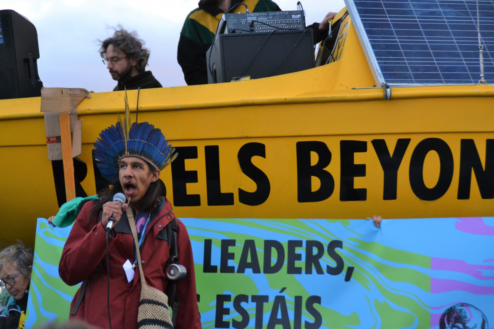 Le proteste degli attivisti alla Cop 25 di Madrid