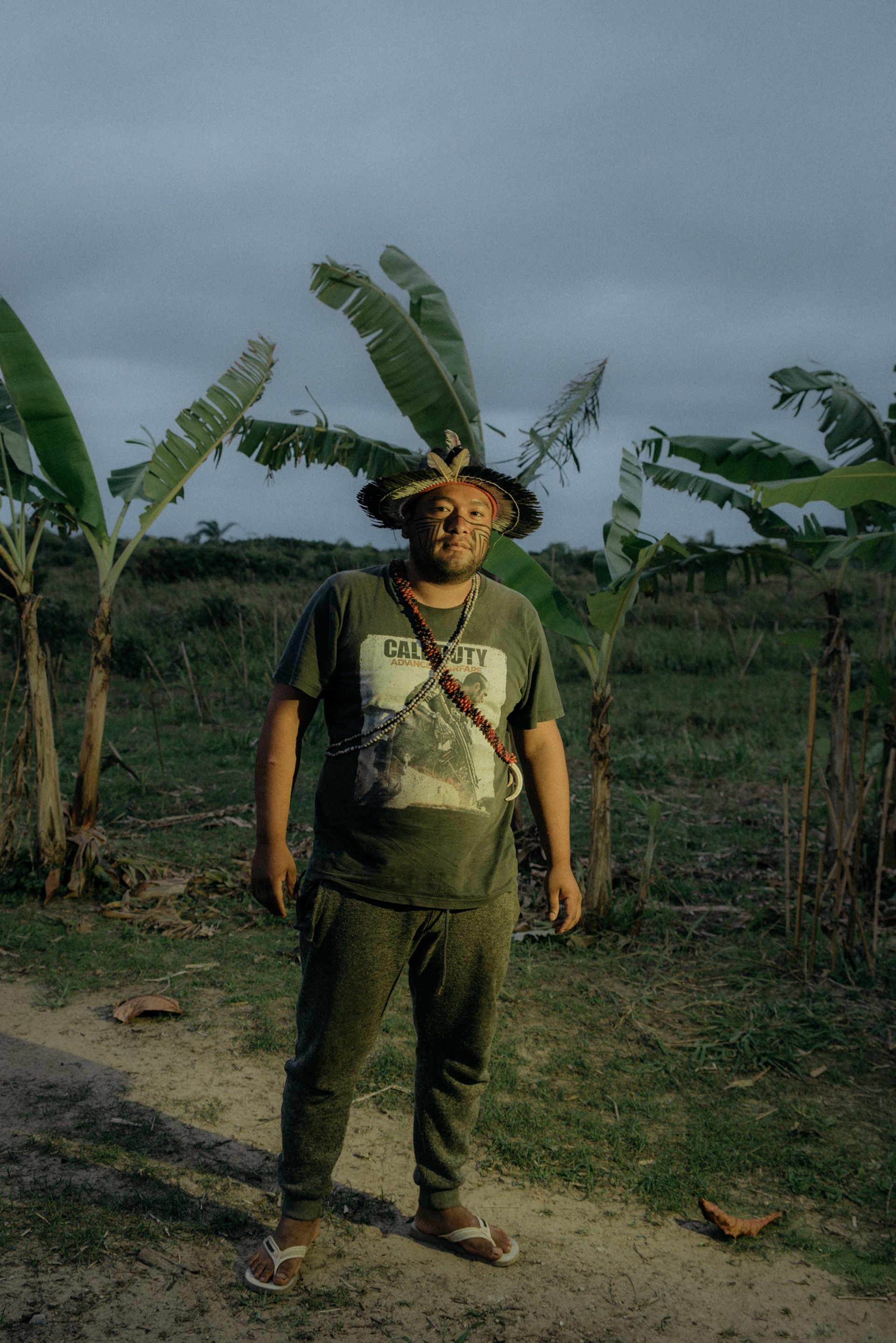 Le tribù della terra indigena di Piaçaguera in Brasile