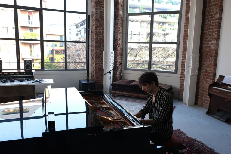 Angelo Trabace a C-side.