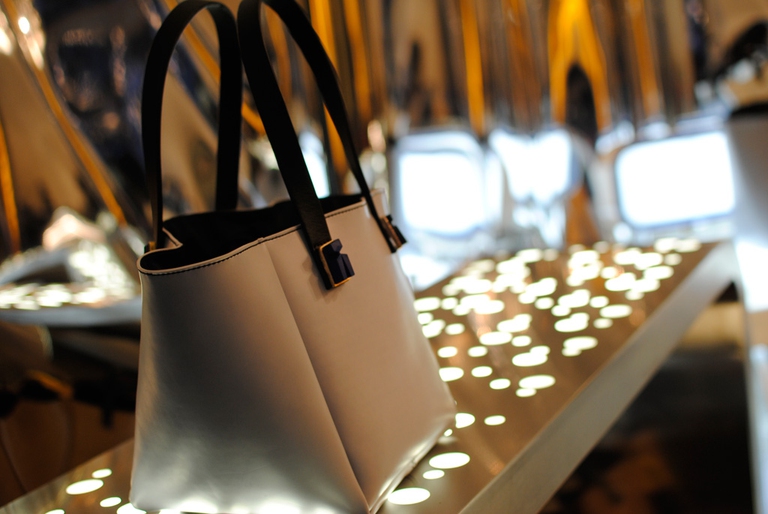 Fendi-vibram-gomma-di-recupero-6