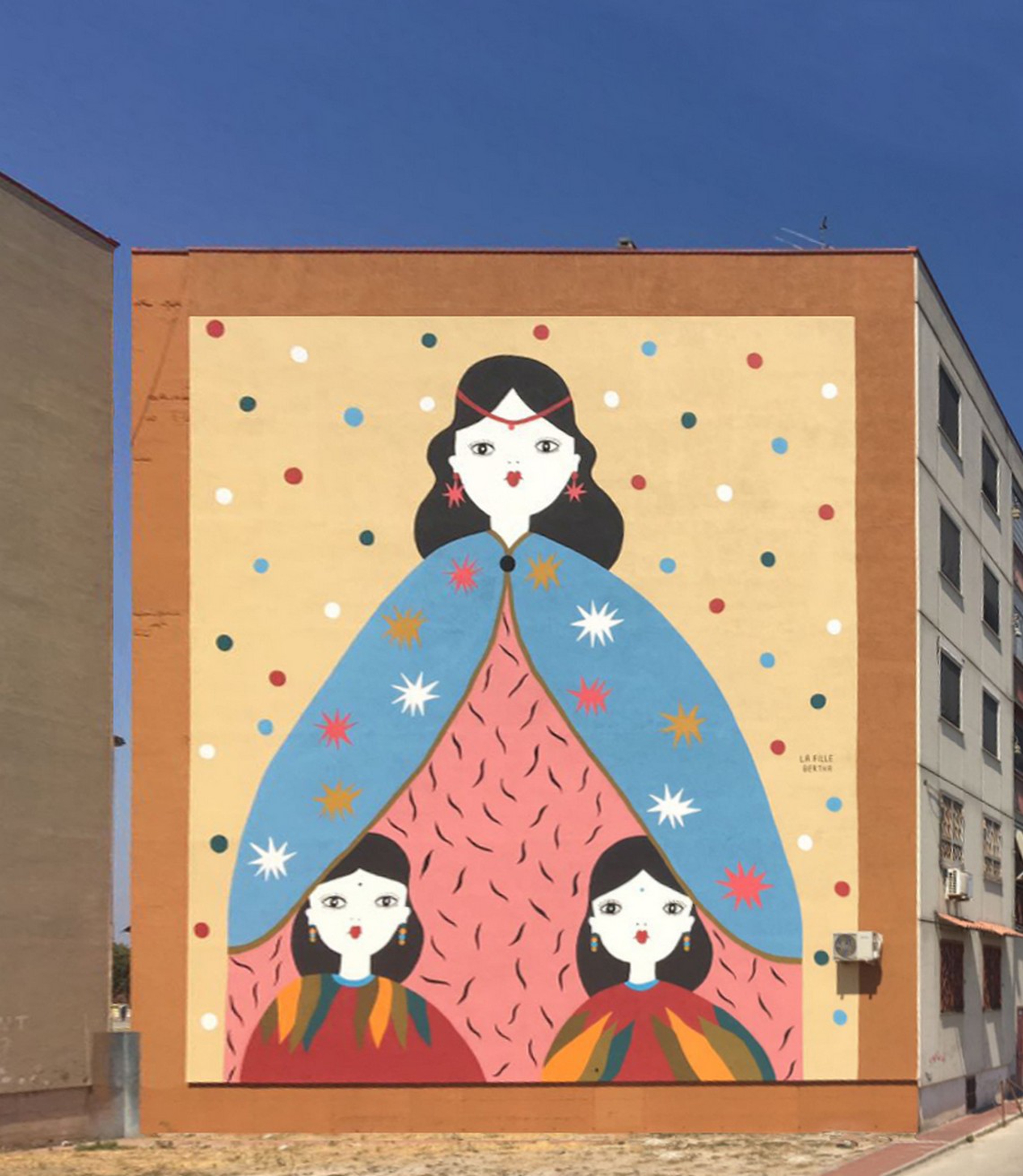 'A mamm' 'e tutt' 'e mamm' de La Fille Bertha, Parco dei murales, Napoli