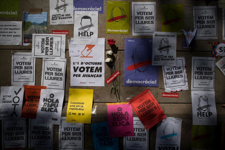 cartelli referendum indipendenza catalogna