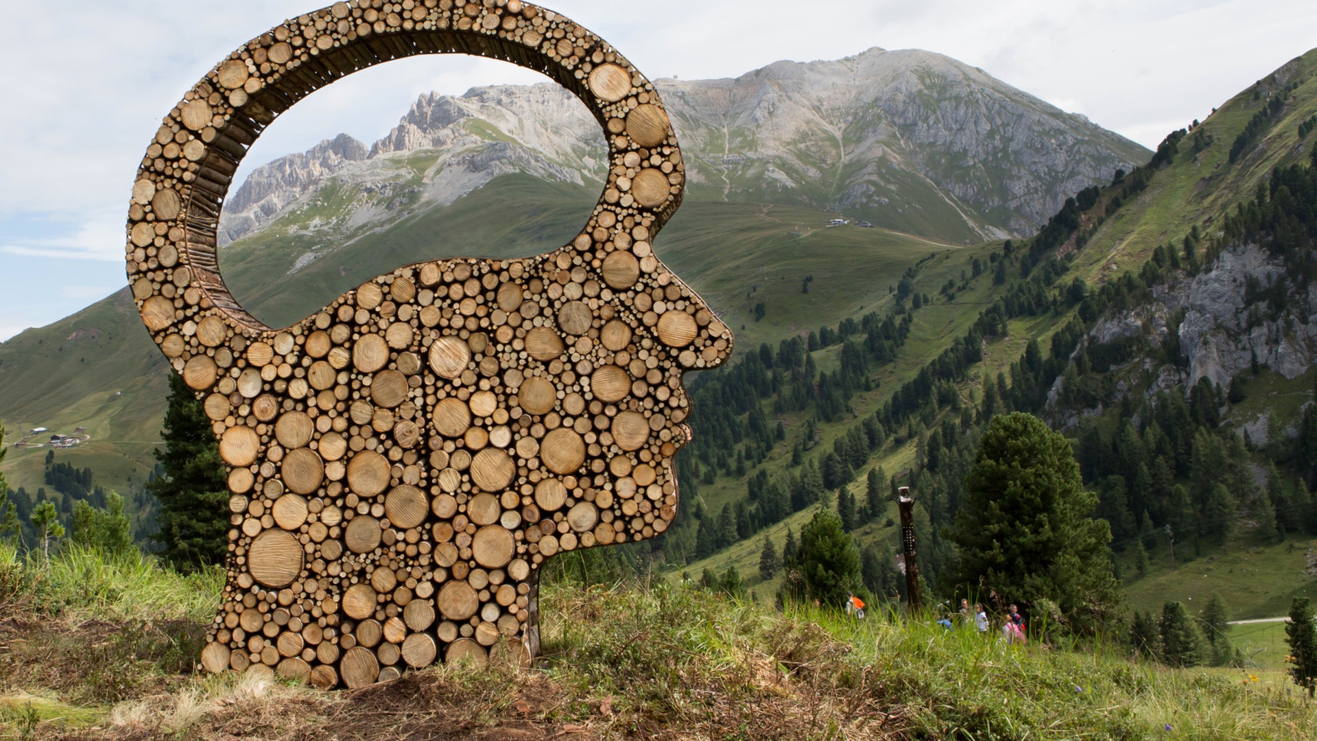 Mind's eye di Olga Ziemska Parco d'arte RespirArt 2015 foto Eugenio Del Pero Latemar Dolomites