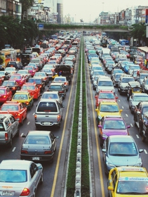 Demenza, vivere vicino a strade trafficate può aumentare il rischio