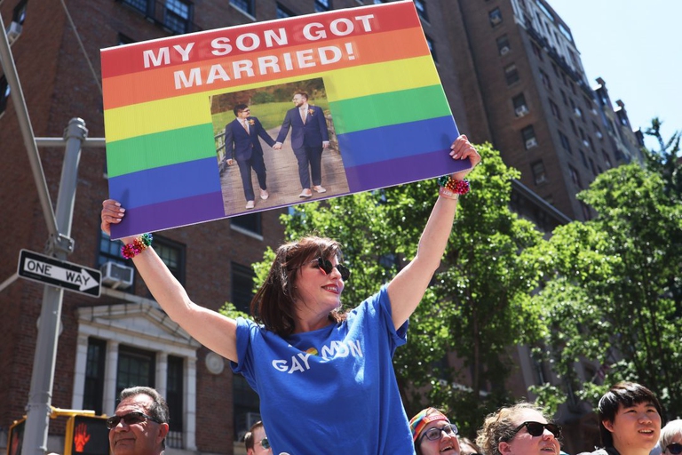 Una manifestazione per i matrimoni gay a New York