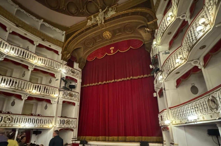 Teatro Sannazaro Napoli