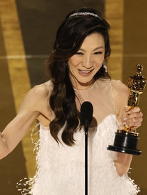 Le storie dietro Everything everywhere all at once, vincitore agli Oscar 2023