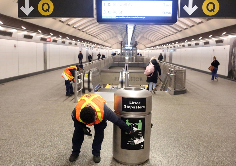 La metropolitana di New York durante l'epidemia di coronavirus