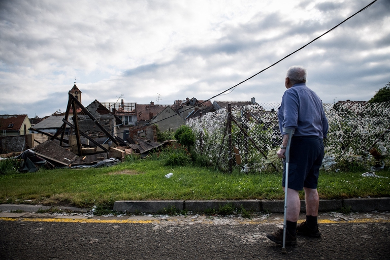 Un potente tornado si è abbattuto sulla Repubblica Ceca