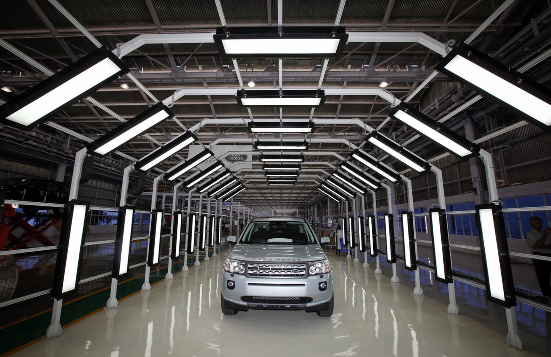 Jaguar Land Rover_002