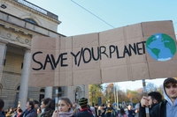 Altro che black friday, il quarto sciopero globale per il clima del 29 novembre colora il mondo