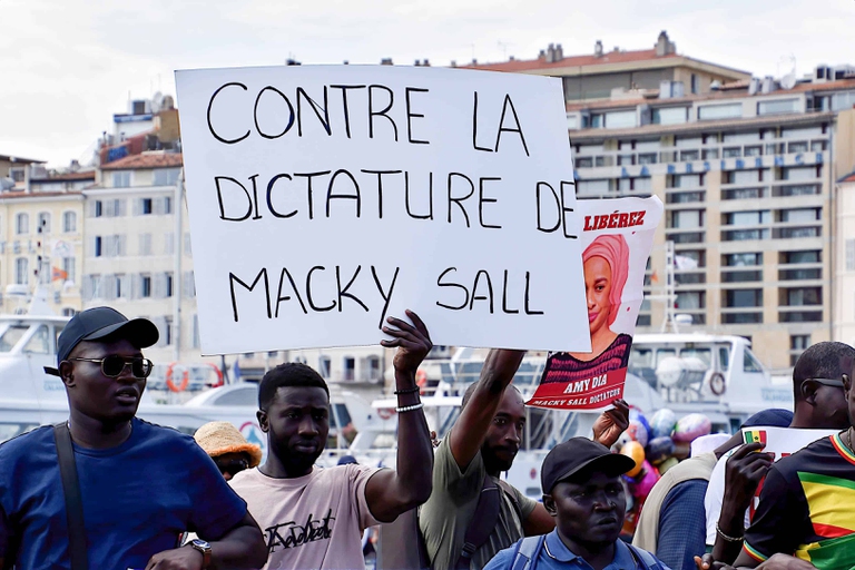 Proteste contro il presidente del Senegal