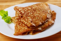 Come fare delle gustose crespelle di grano saraceno con le verdure