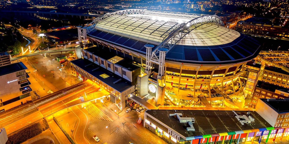 Lo Stadio Di Amsterdam "accende I Riflettori" Grazie A Un Sistema Di ...