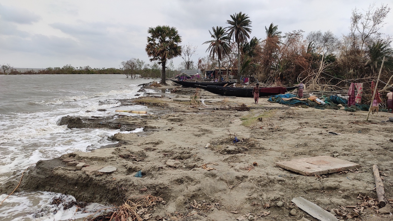 India, The Brutal Effects Of Cyclone Amphan In West Bengal Won’t Fade ...