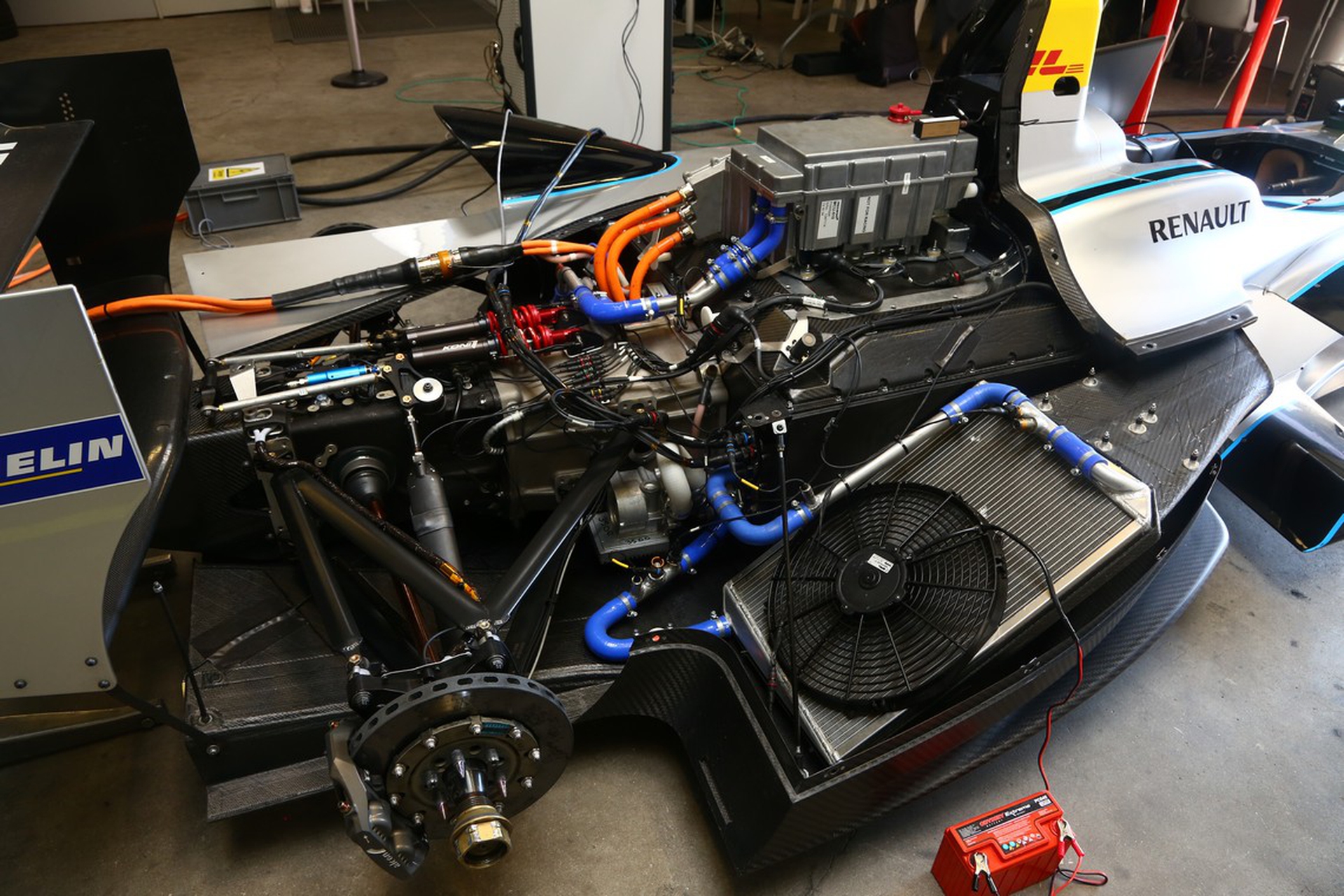 Al via la terza stagione di Formula E, banco di prova per le tecnologie elettriche