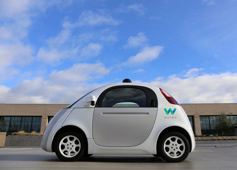 Google attraverso la sua divisione automobili autonome Waymo, ha già coperto più di tre milioni di chilometri con la guida automatica