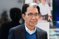 Kenzo Takada, fondatore di Kenzo, è morto di coronavirus
