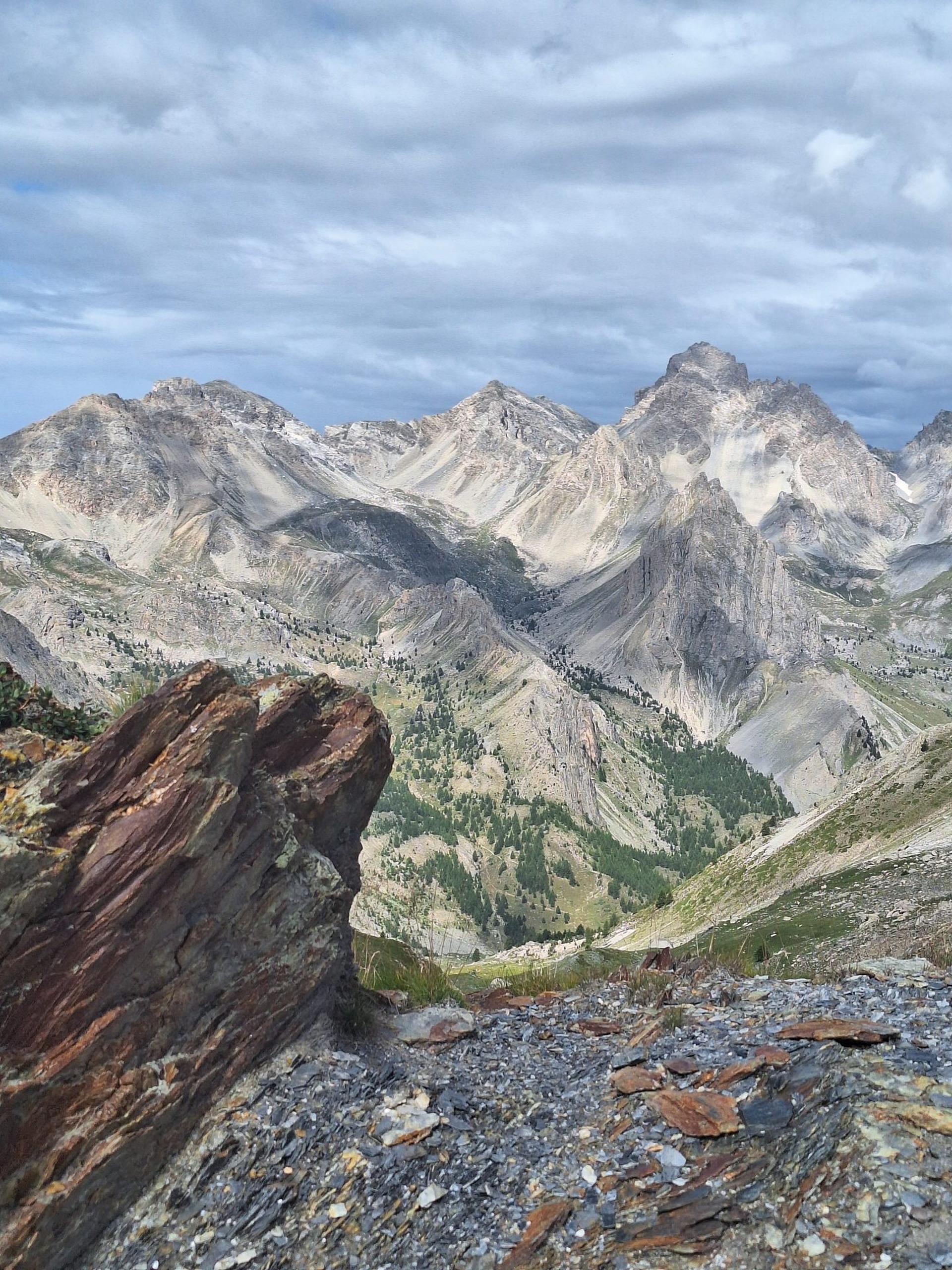 La vista al Passo della Gardetta a 2440 metri. Valle Maira