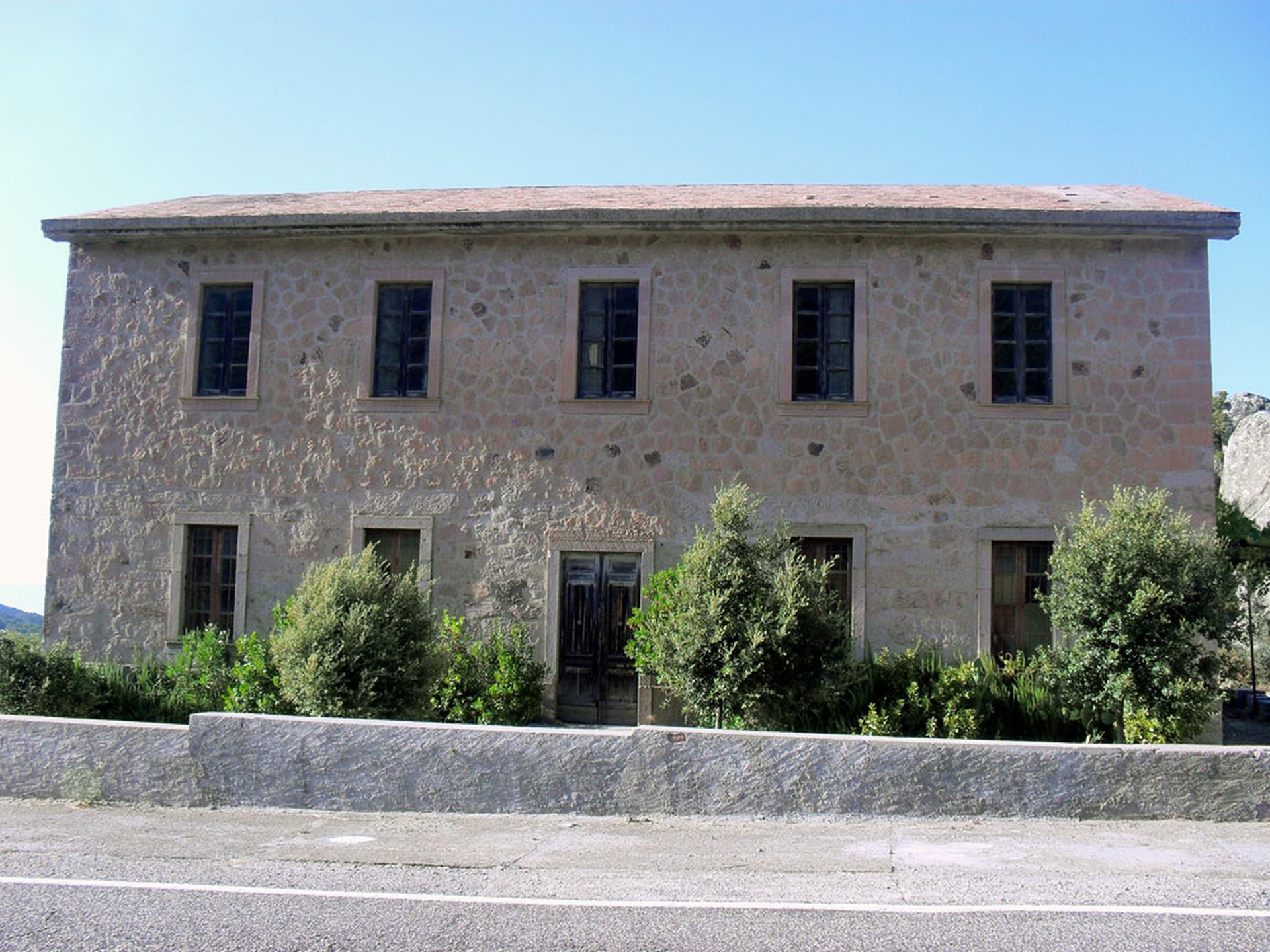 casa-cantoniera-pietre