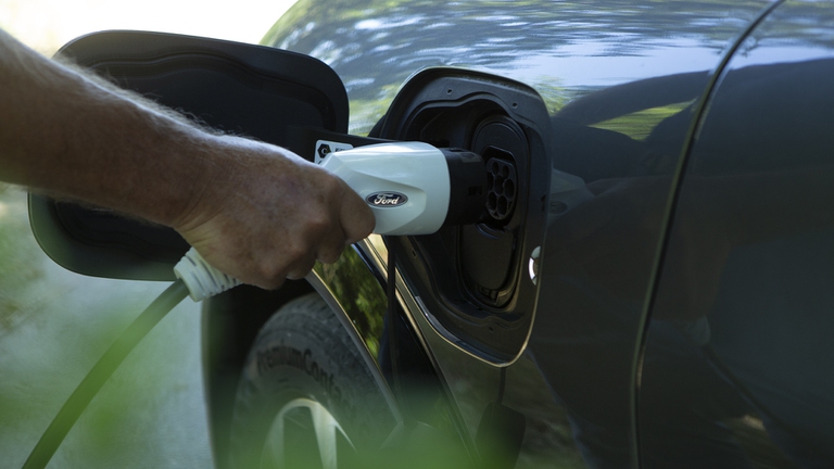 Mustang Mach-E ricarica