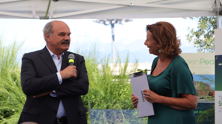 Simona Roveda e Oscar Farinetti