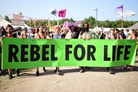 Extinction Rebellion e David Attenborough al festival di Glastonbury