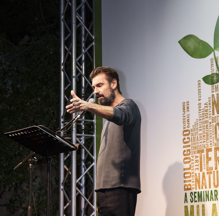 Fabrizio gifuni legge calvino