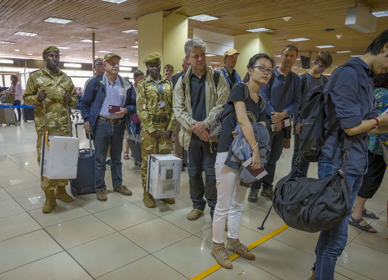 trasporto oociti rinoceronte bianco settentrionale verso incubatori
