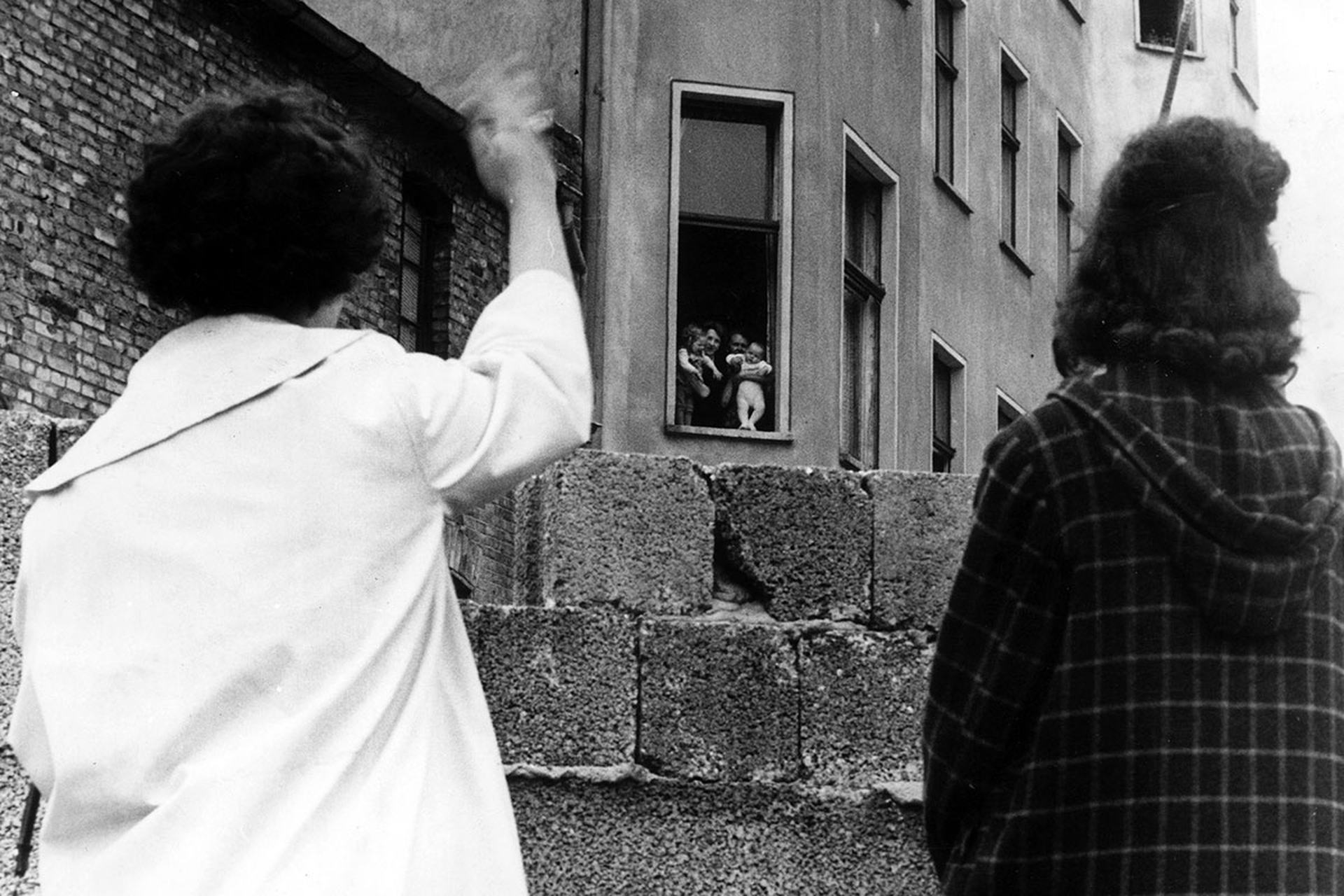 Muro di Berlino: una foto all'anno