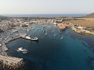 Il Seabin di LifeGate PlasticLess arriva a Favignana, nell’Area marina protetta delle Egadi