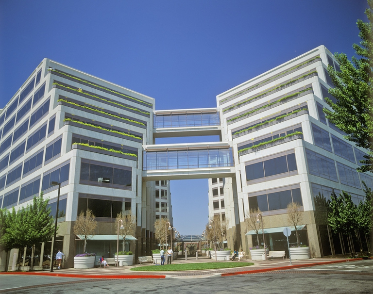 apple headquarters cupertino