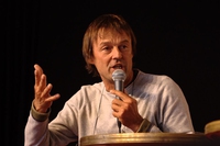 Francia, il ministro Hulot vorrebbe chiudere fino a 17 reattori nucleari