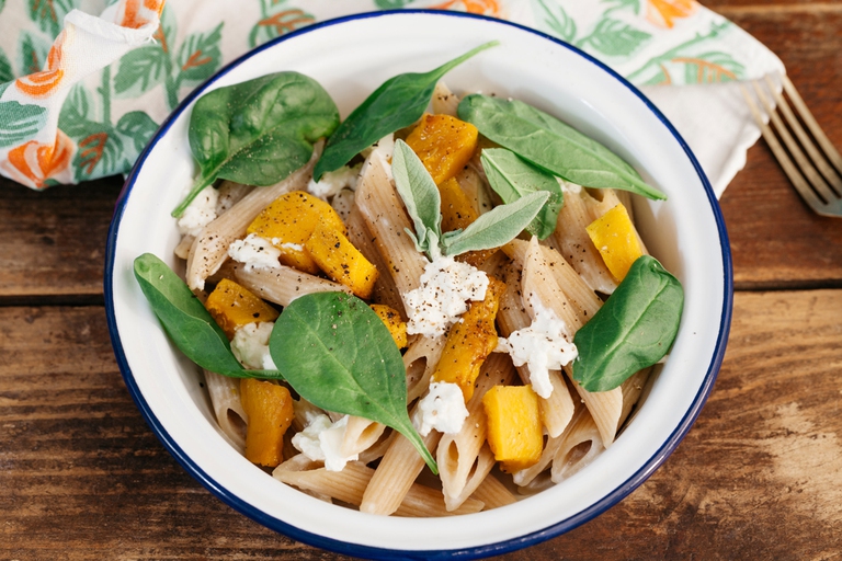 Pasta integrale con zucca al forno mantecata con la robiola
