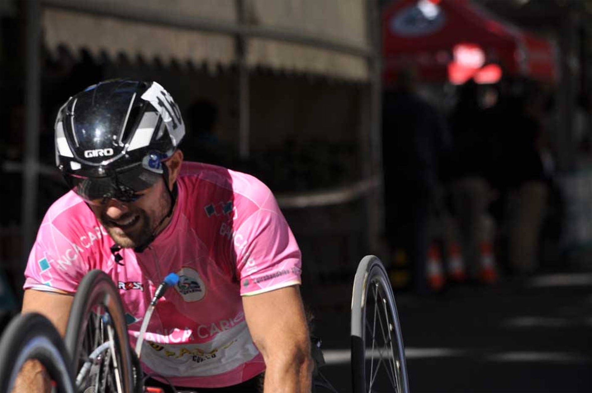 Giro d'Italia handbike: la Maglia Rosa in azione