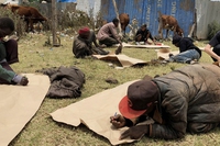 Oggi siamo andati a incontrare i ragazzi di strada di Mtindwa, a Nairobi