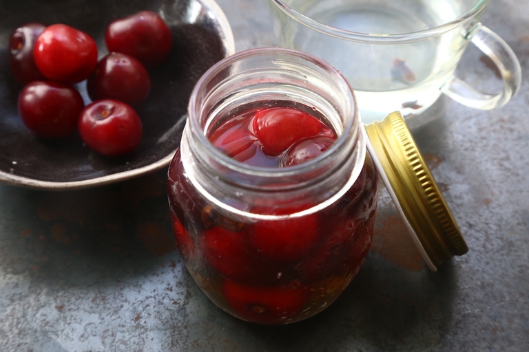 Ciliegie sciroppate