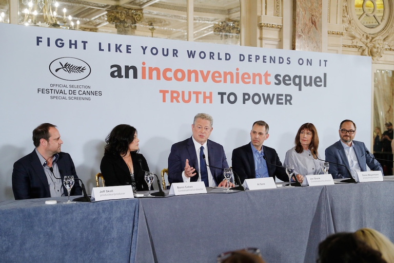 Al Gore alla conferenza stampa di presentazione di "An Inconvenient Sequel: Truth To Power" a Cannes.