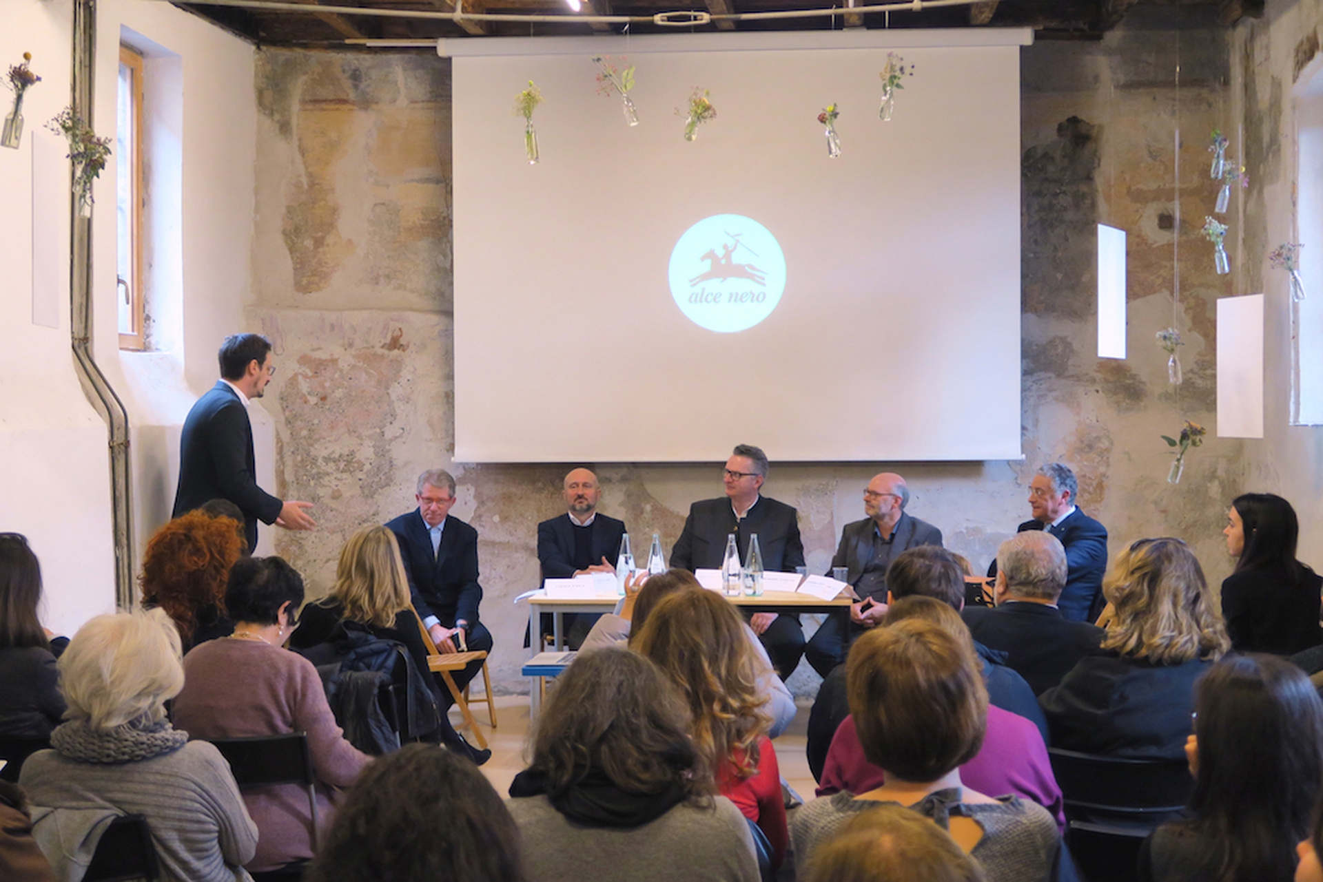 Alla presentazione dello yogurt biologico di Alce Nero