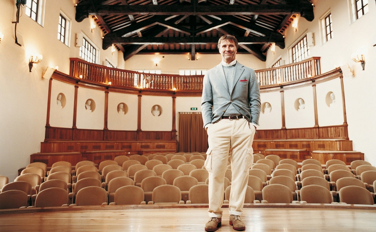 Cucinelli teatro Solomeo interno