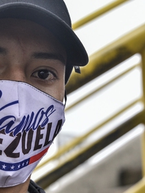 Venezuelan refugees caught between coronavirus and the desire to return home