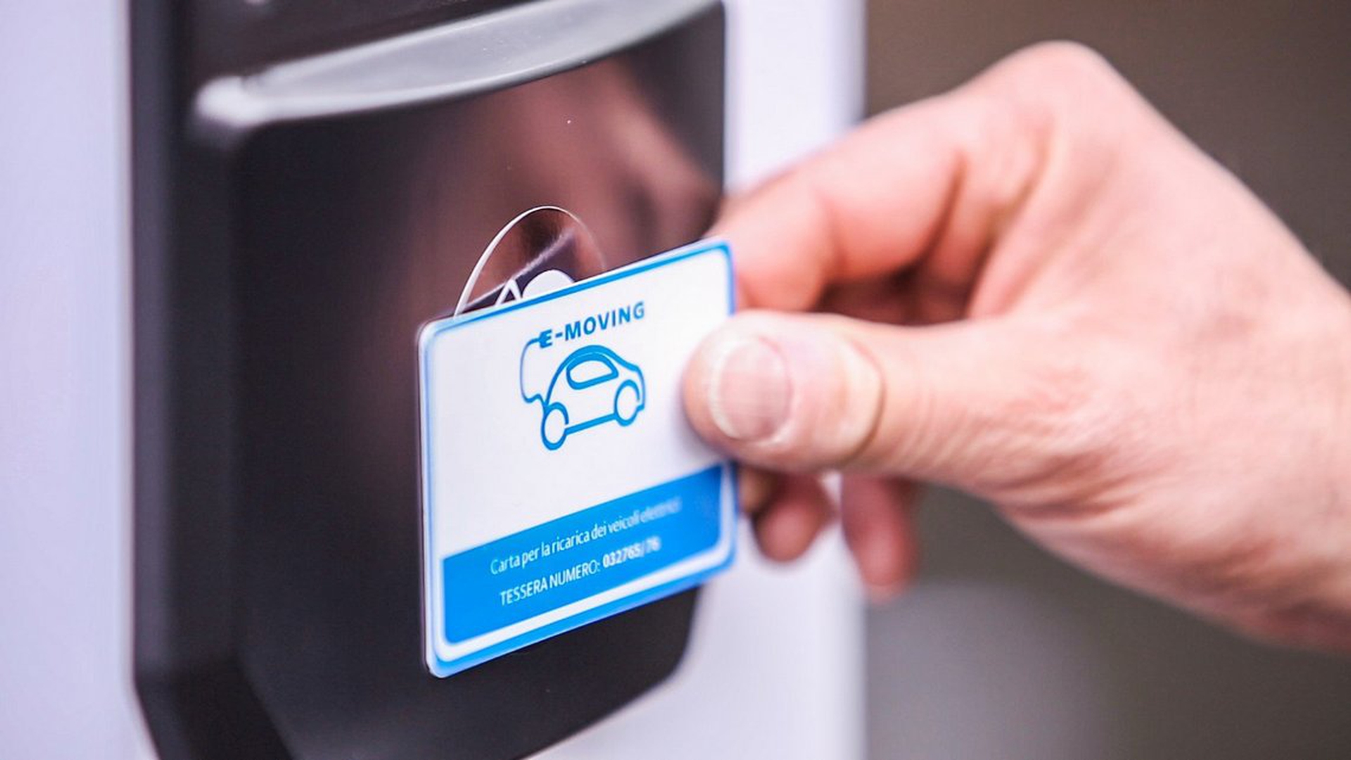 Nissan colonnine ricarica rapida-003