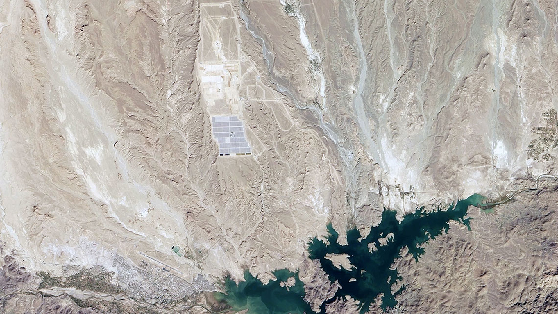 Noor solar plant in Ouarzazate, Morocco