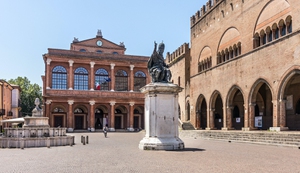Piazza Cavour nel centro di Rimini.