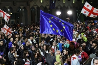 Rivolta in Georgia dopo l’approvazione della “legge russa”