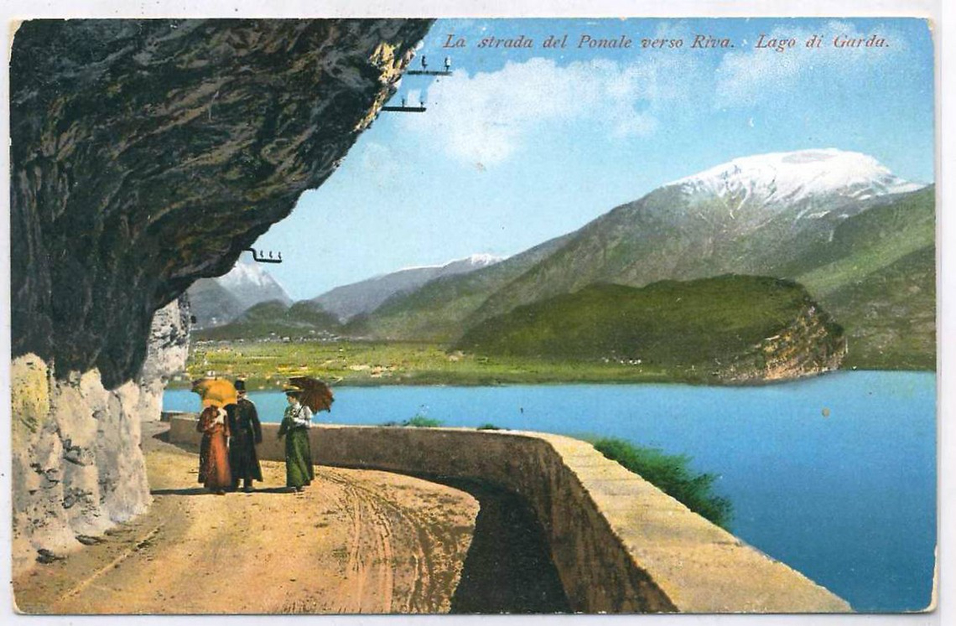 Pedalare sul sentiero della Ponale, un eccezionale balcone sul lago di Garda