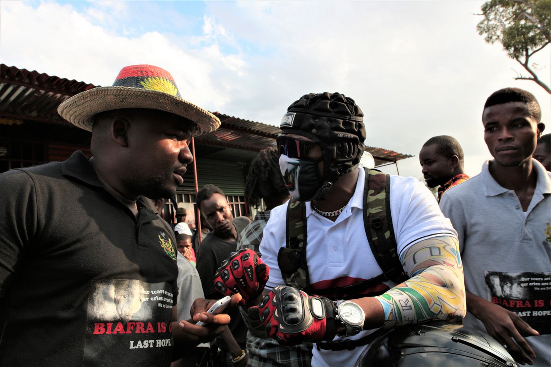 Biafra bikers. Storia di fratellanza e integrazione in sella a una moto